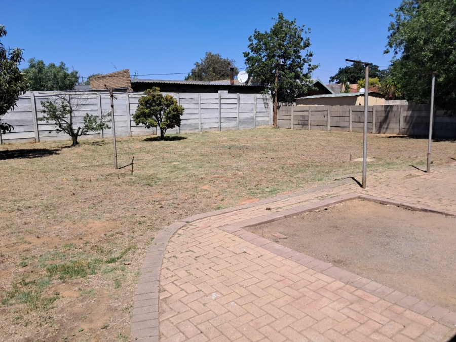 To Let 3 Bedroom Property for Rent in Bedelia Free State